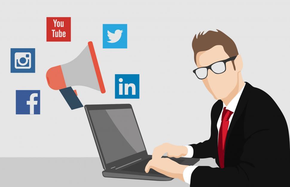 Marketing în social media și publicitate plătită